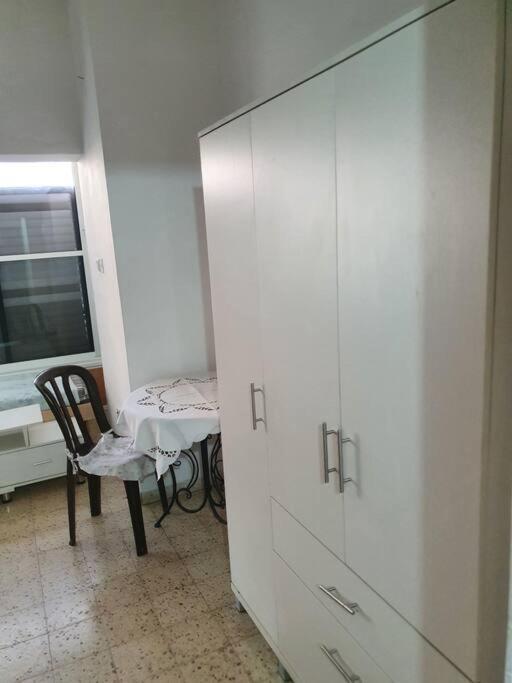 2 Bedroom Apartment In Batiya Makov Shared Rooms Rehovot Exterior foto